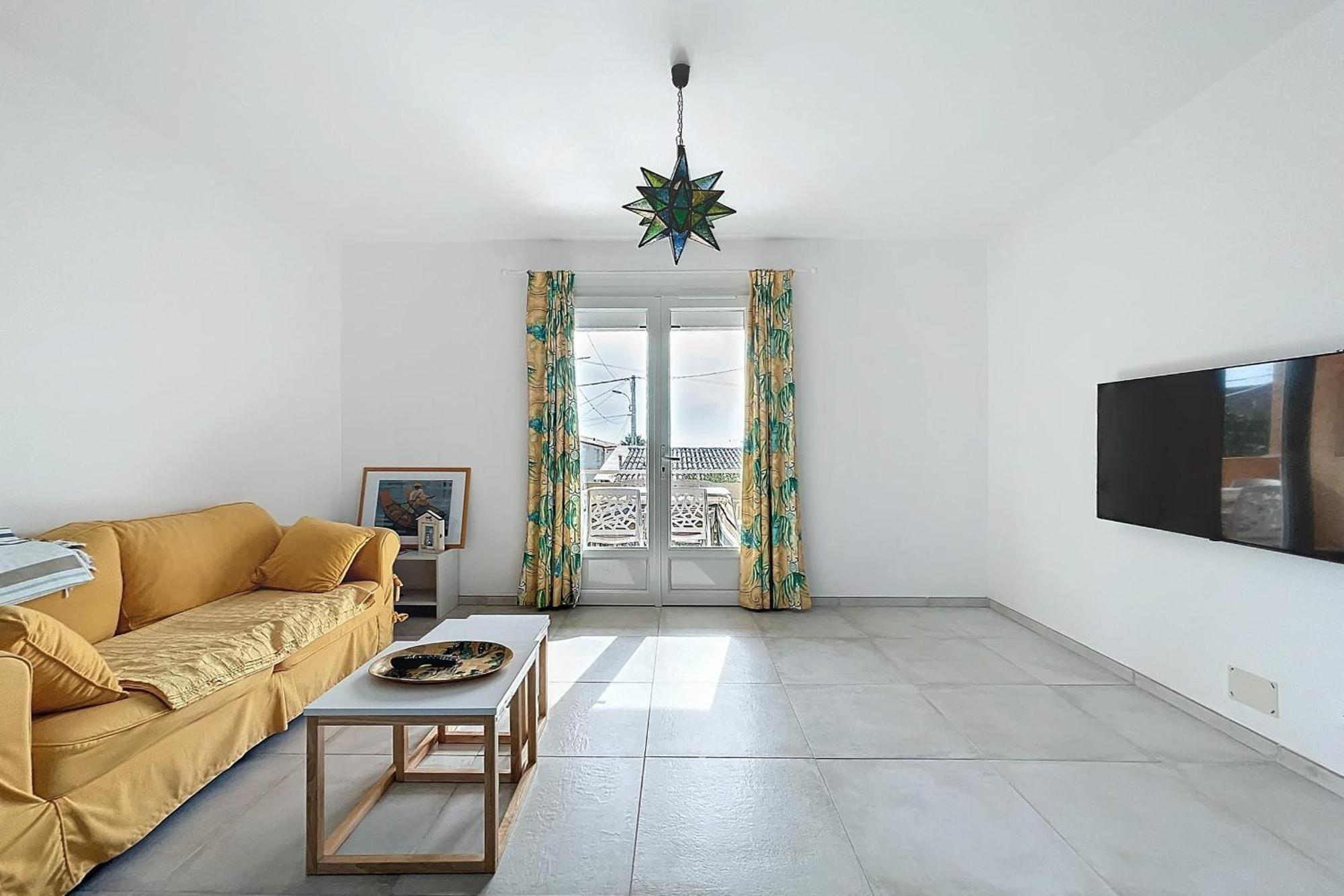 Spacious Cocoon In - With Sea View Apartamento Narbona